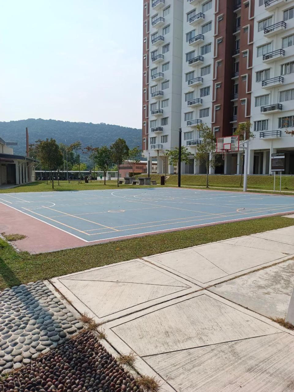 Nena Homestay Setia Alam, Air Conditioned, High Speed Internet Shah Alam Luaran gambar
