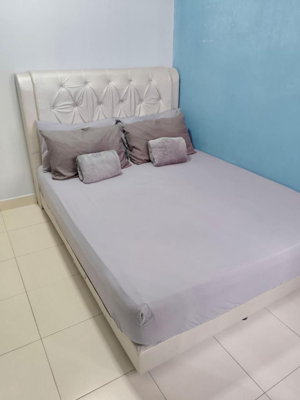 Nena Homestay Setia Alam, Air Conditioned, High Speed Internet Shah Alam Luaran gambar