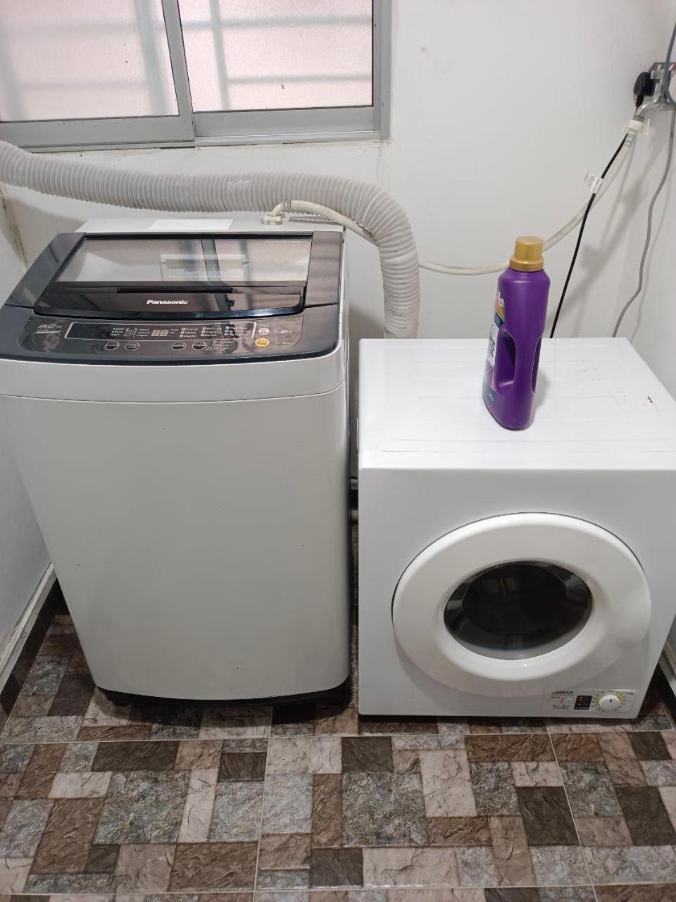 Nena Homestay Setia Alam, Air Conditioned, High Speed Internet Shah Alam Luaran gambar